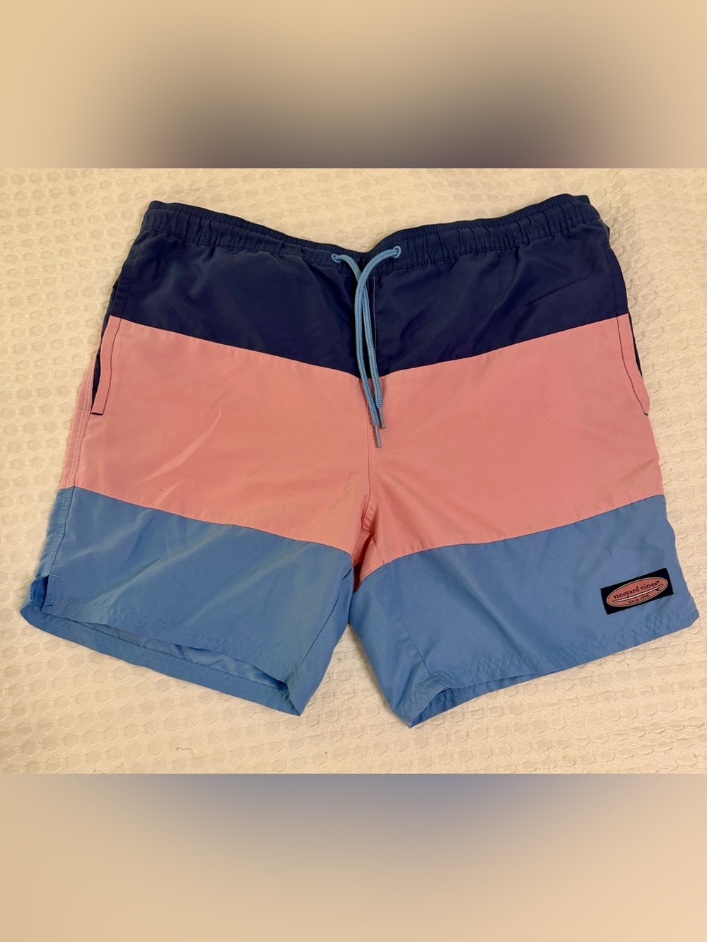 Vineyard Vines Colorblock Swim Trunk 7” Inseam| Size Small